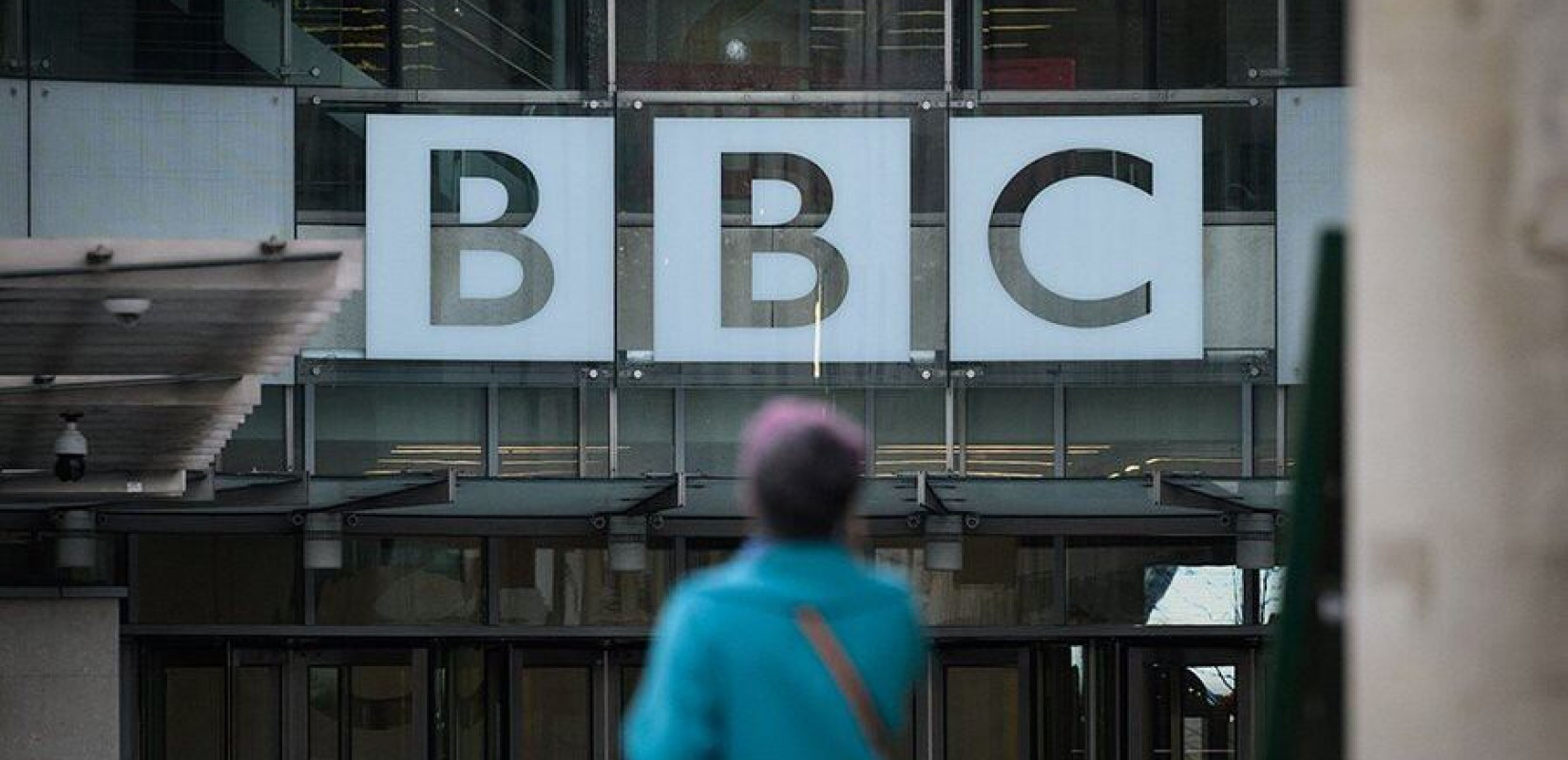 BBC: «Κύμα» 2.000 απολύσεων – Το μεγαλύτερο των τελευταίων 15 ετών