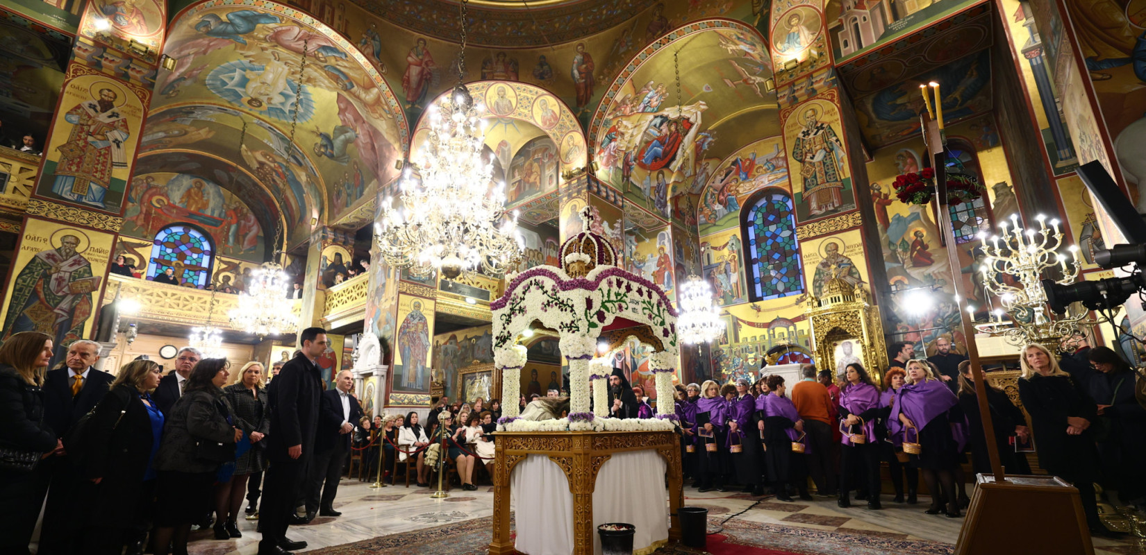 Δείτε live την Ακολουθία του Επιταφίου από το μητροπολιτικό ναό της Θεσσαλονίκης