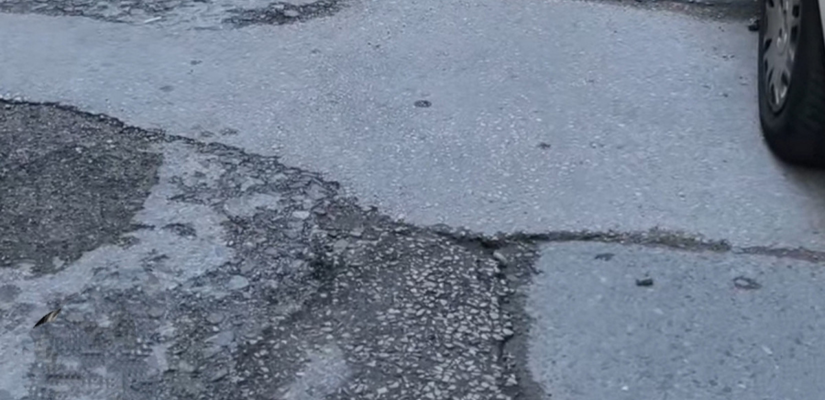 Δήμοι VS Παρόχων - Οργή πολιτών για το «ράβε - ξήλωνε» στους δρόμους των πόλεων