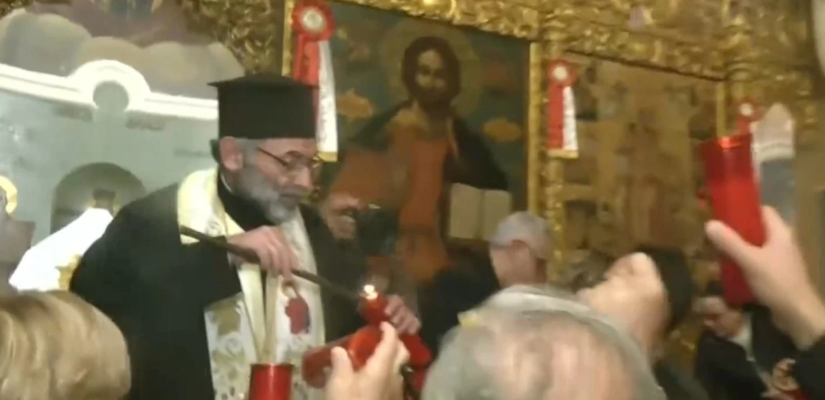 Πάσχα: Οι Έλληνες του Λιβάνου γιόρτασαν την Ανάσταση με κατάνυξη και ελπίδα (βίντεο)