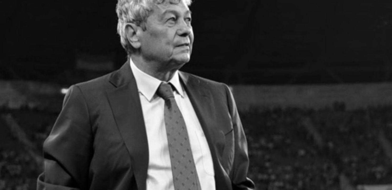 Μιρτσέα Λουτσέσκου: Λαϊκό προσκύνημα για τον θρύλο του ποδοσφαίρου στο Εθνικό Στάδιο Βουκουρεστίου - Η επιθυμία για τον τάφο του