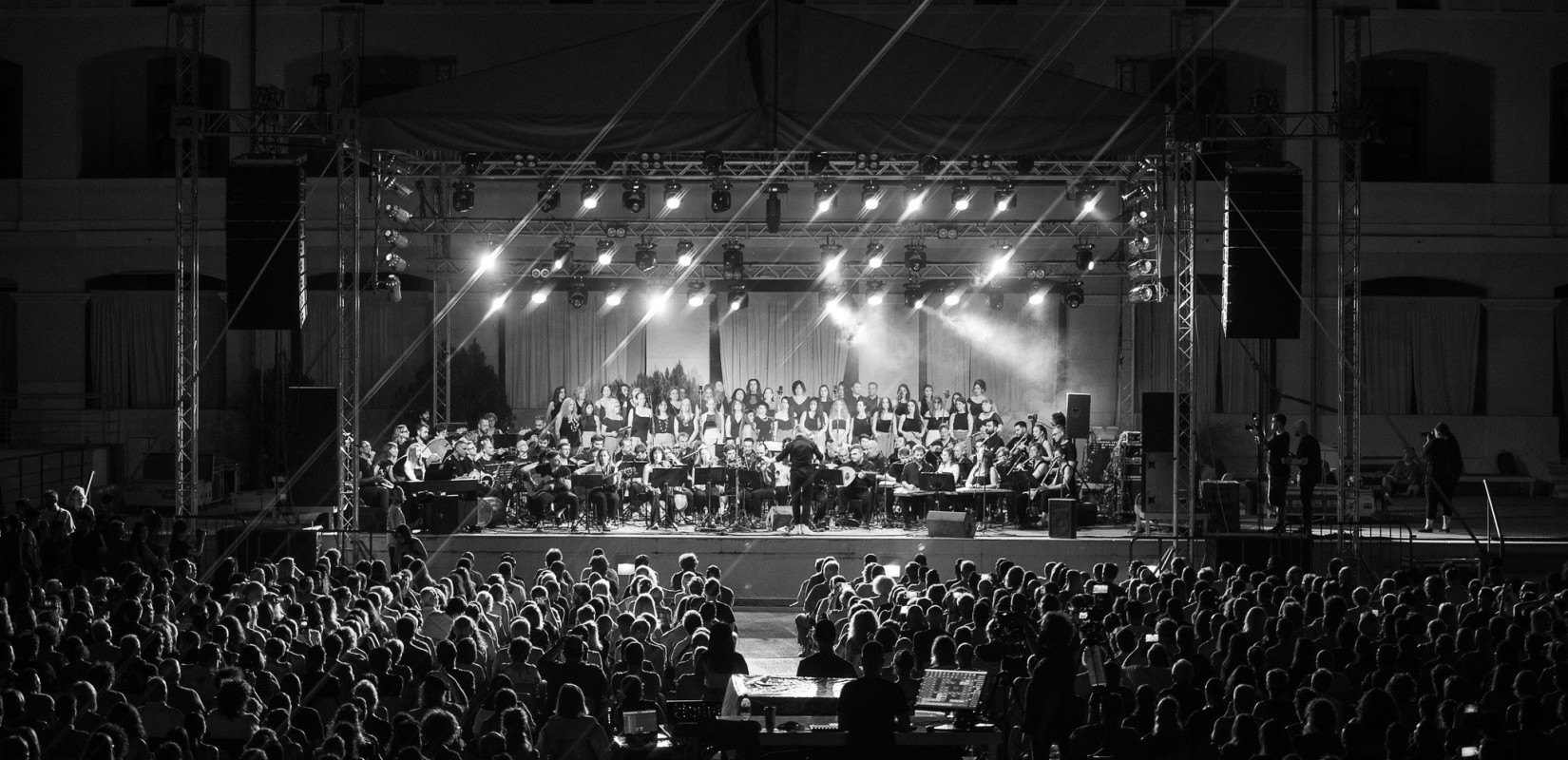 Θεσσαλονίκη: Η 140μελής Terpsis Orchestra με τη Μελίνα Κανά στο Θέατρο Δάσους