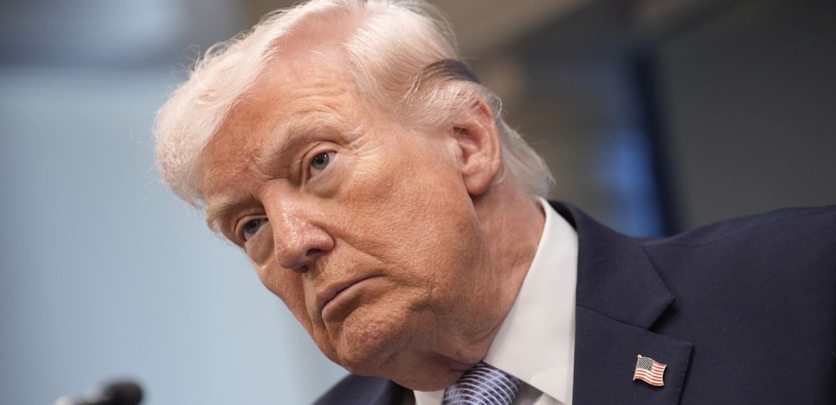 Ο χρόνος μετρά αντίστροφα: Το τελεσίγραφο Τραμπ στο Ιράν εκπνέει σε λιγότερο από 24 ώρες