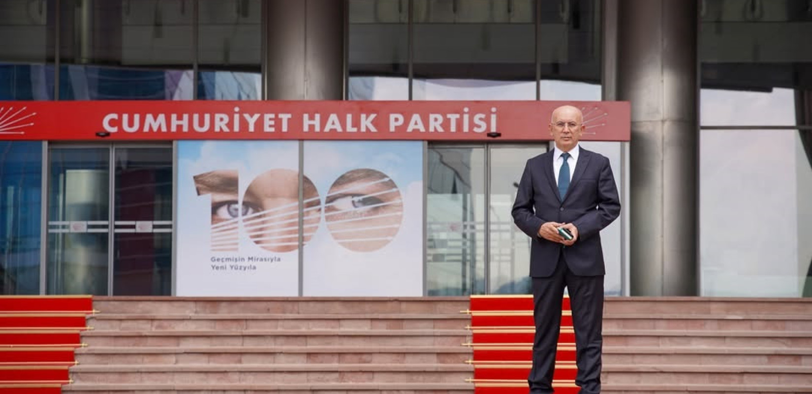 Τουρκία: Συνελήφθη ο επικεφαλής της αντιπολίτευσης στην Άγκυρα στο πλαίσιο έρευνας για διαφθορά