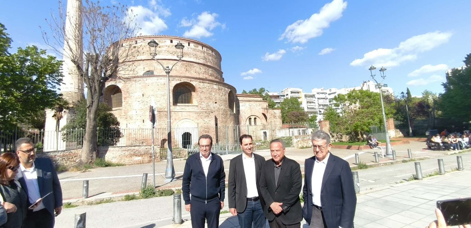 Θεσσαλονίκη: Καθαρίστηκε η Γούναρη από τις μουτζούρες - Στέλιος Αγγελούδης: Στόχος μια καθαρή πόλη