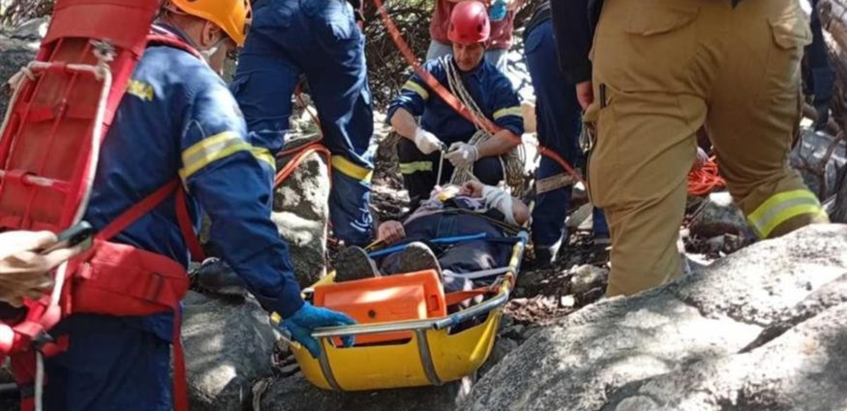 Σαμοθράκη: Επιχείρηση της πυροσβεστικής στο Ρέμα του Φονιά μετά από πτώση και τραυματισμό γυναίκας