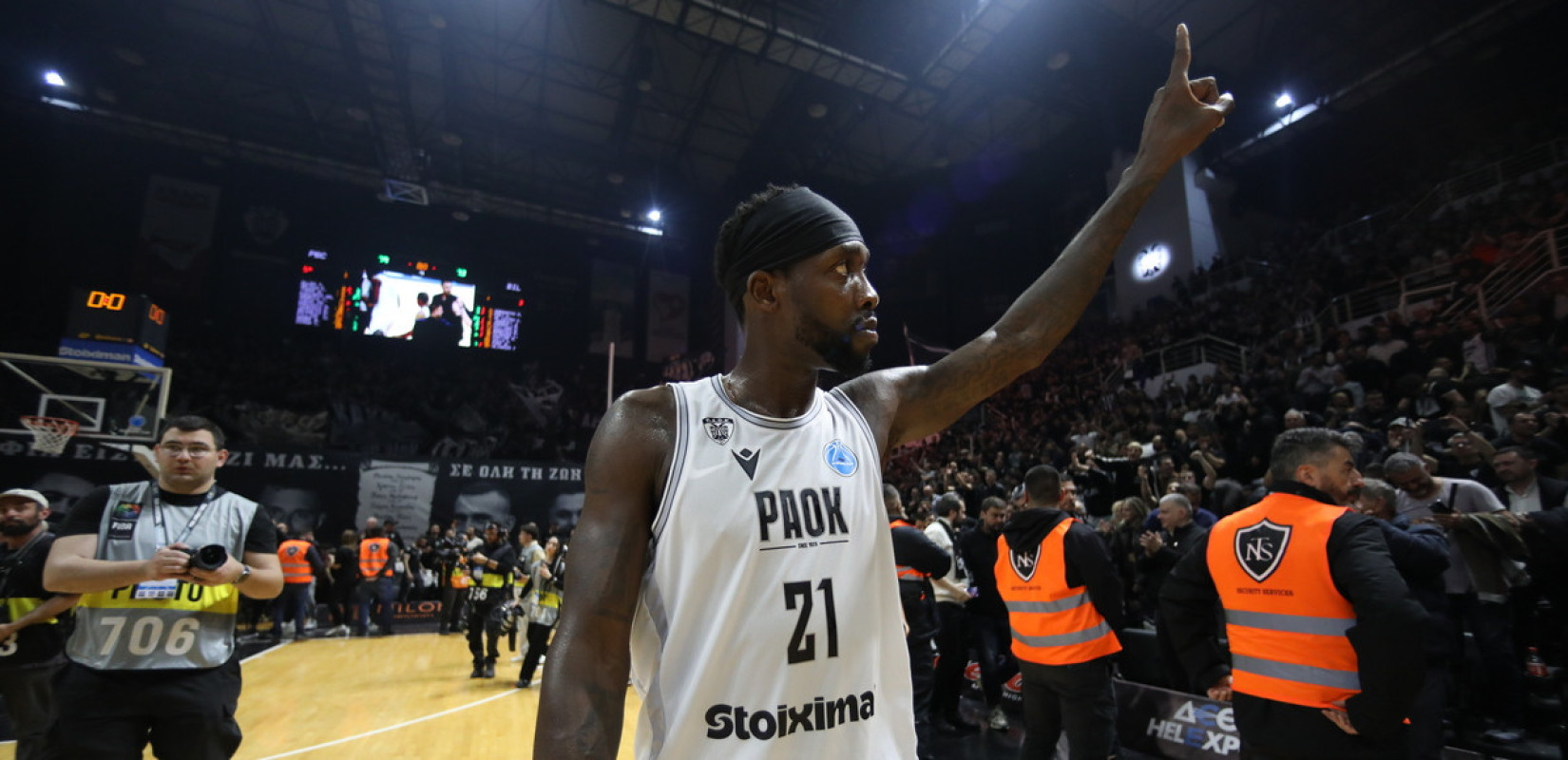 Μπάσκετ: Ο Μπέβερλι έδωσε προβάδισμα τίτλου στον ΠΑΟΚ (βίντεο)