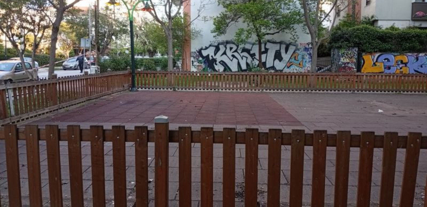 Καλαμαριά: Συστράτευση διοίκησης, αντιπολίτευσης και κατοίκων για την επαναλειτουργία της παιδικής χαράς στο Καραμπουρνάκι