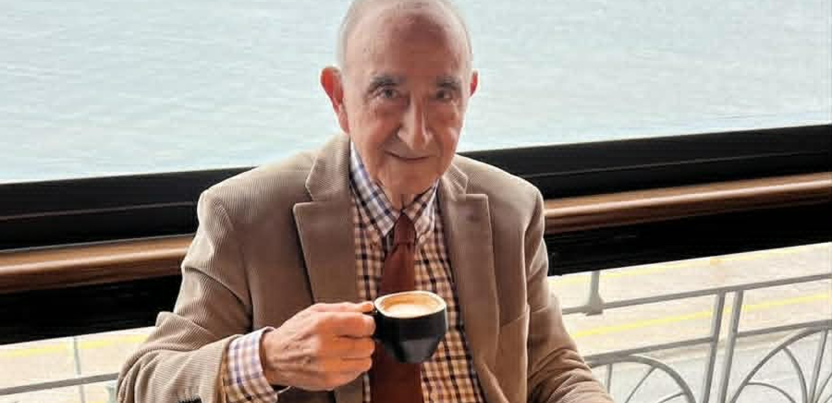 Πρωινός καφές με τον πρώην υπουργό Χρήστο Κοσκινά (βίντεο)