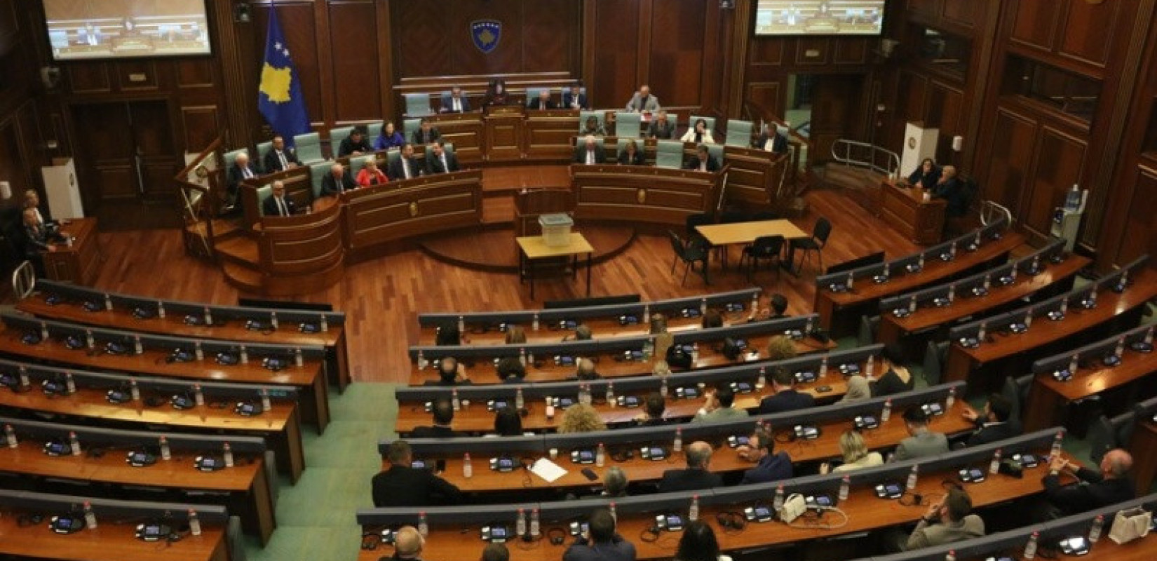 Πολιτικό αδιέξοδο στο Κόσοβο: Διαλύθηκε η Βουλή και οδηγείται σε εκλογές το αργότερο 45 ημέρες