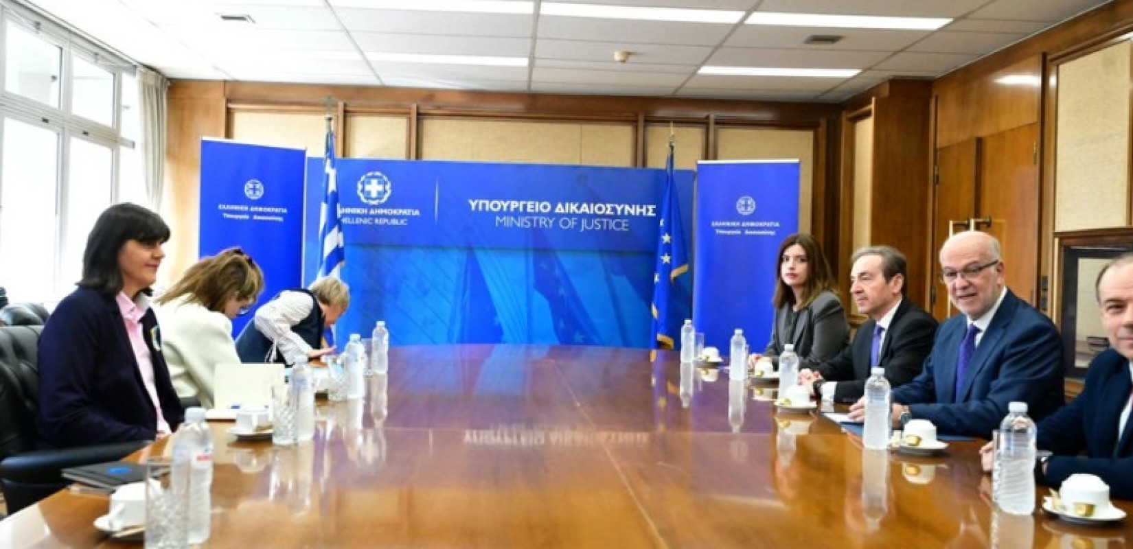 Συνάντηση Κοβέσι με Φλωρίδη: Τι συζητήθηκε για ΟΠΕΚΕΠΕ και Ευρωπαϊκή Εισαγγελία