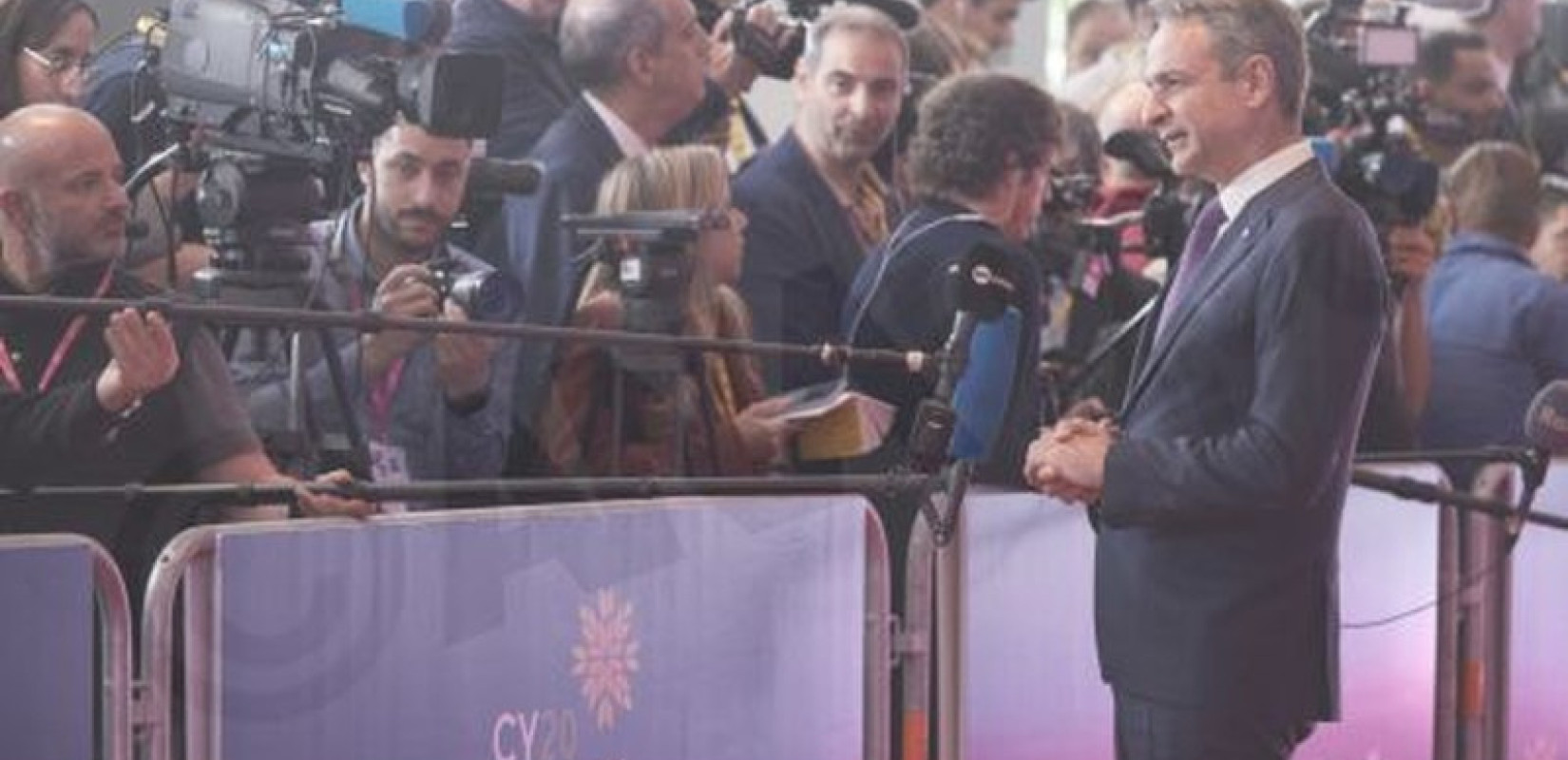 Μητσοτάκης στη Σύνοδο Κορυφής στην Κύπρο: Στεκόμαστε στο πλευρό των πολιτών στο μέτρο των δυνατοτήτων μας