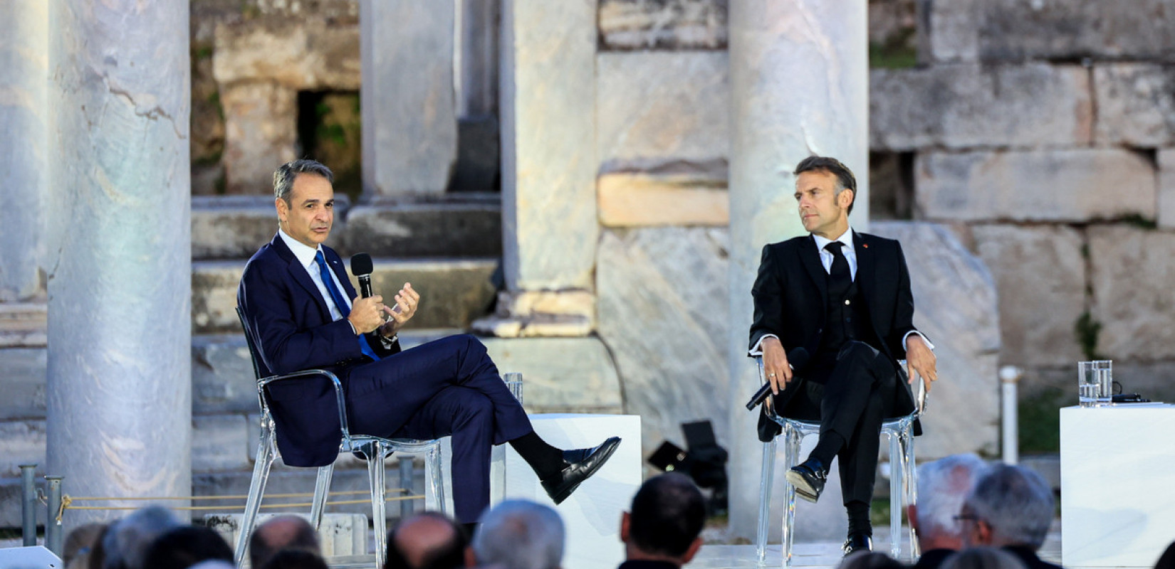 Επίσκεψη Μακρόν στην Ελλάδα: Τα ηχηρά μηνύματα εντός και εκτός συνόρων - Το σημερινό πρόγραμμα