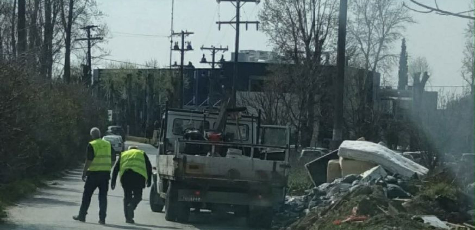 Καλαμαριά: Κατατέθηκαν μηνύσεις κατά 2 ατόμων που πέταξαν μπάζα σε κοινόχρηστο χώρο στον Φοίνικα