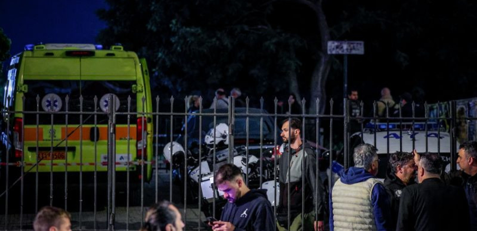 Άγιος Δημήτριος: Θανατηφόρα συμπλοκή για ερωτική αντιζηλία - Στον εισαγγελέα οι τέσσερις  συλληφθέντες (βίντεο)