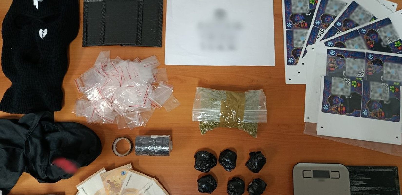 Θεσσαλονίκη: Διακινούσαν ναρκωτικά μέσω social media και QR codes - Συνελήφθησαν δύο νεαροί