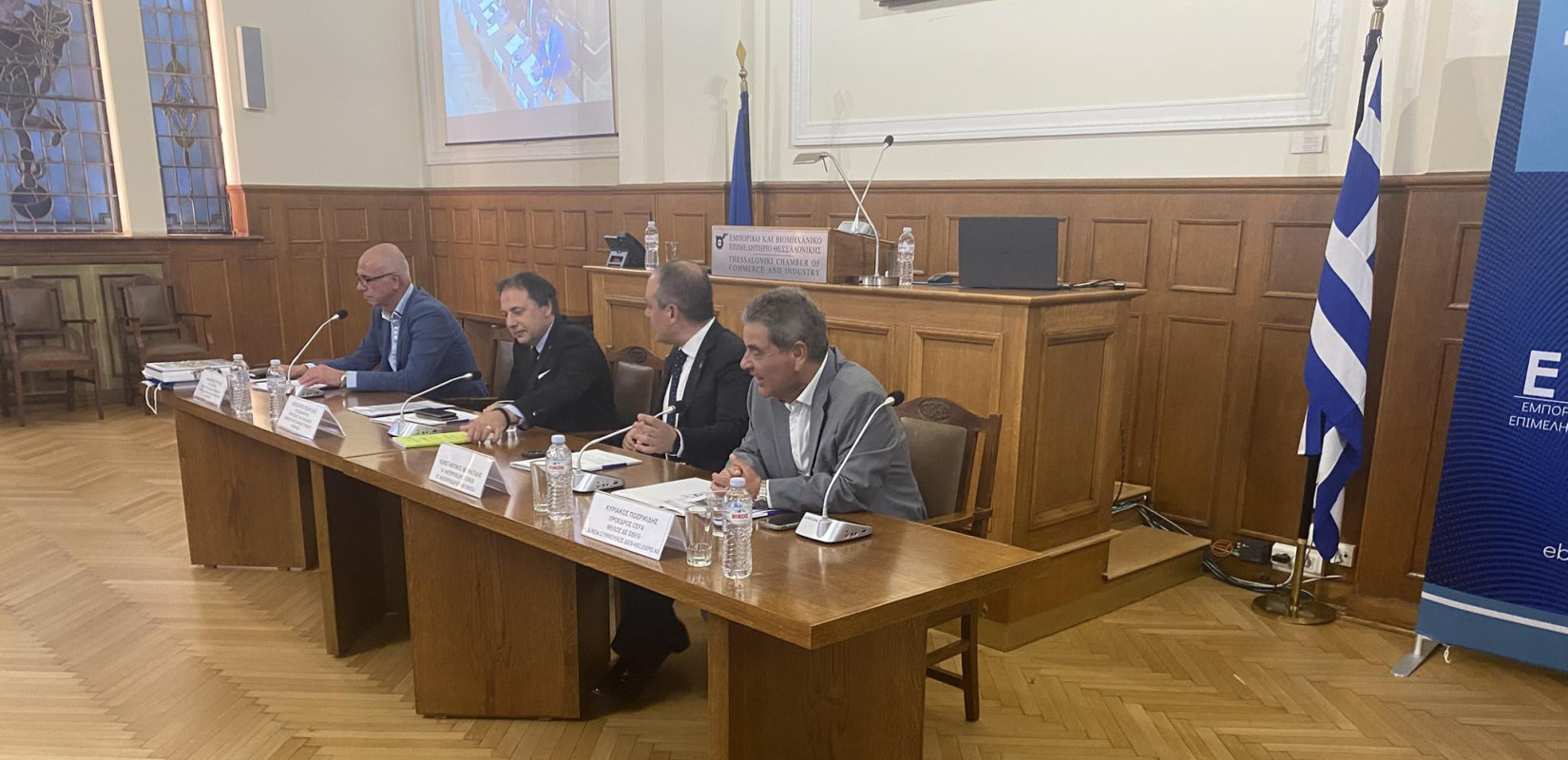 Θόδωρος Πελαγίδης από τη Θεσσαλονίκη:  «Αλλάζει δέρμα ο καπιταλισμός, κυρίαρχη η Κίνα»