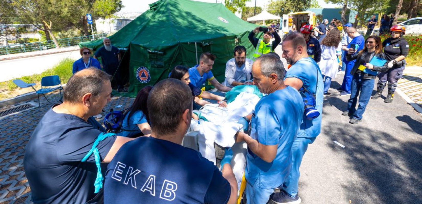 Νοσοκομείο Παπαγεωργίου: Επιχείρηση «σεισμός και φωτιά» σε άσκηση ετοιμότητας υψηλών προδιαγραφών