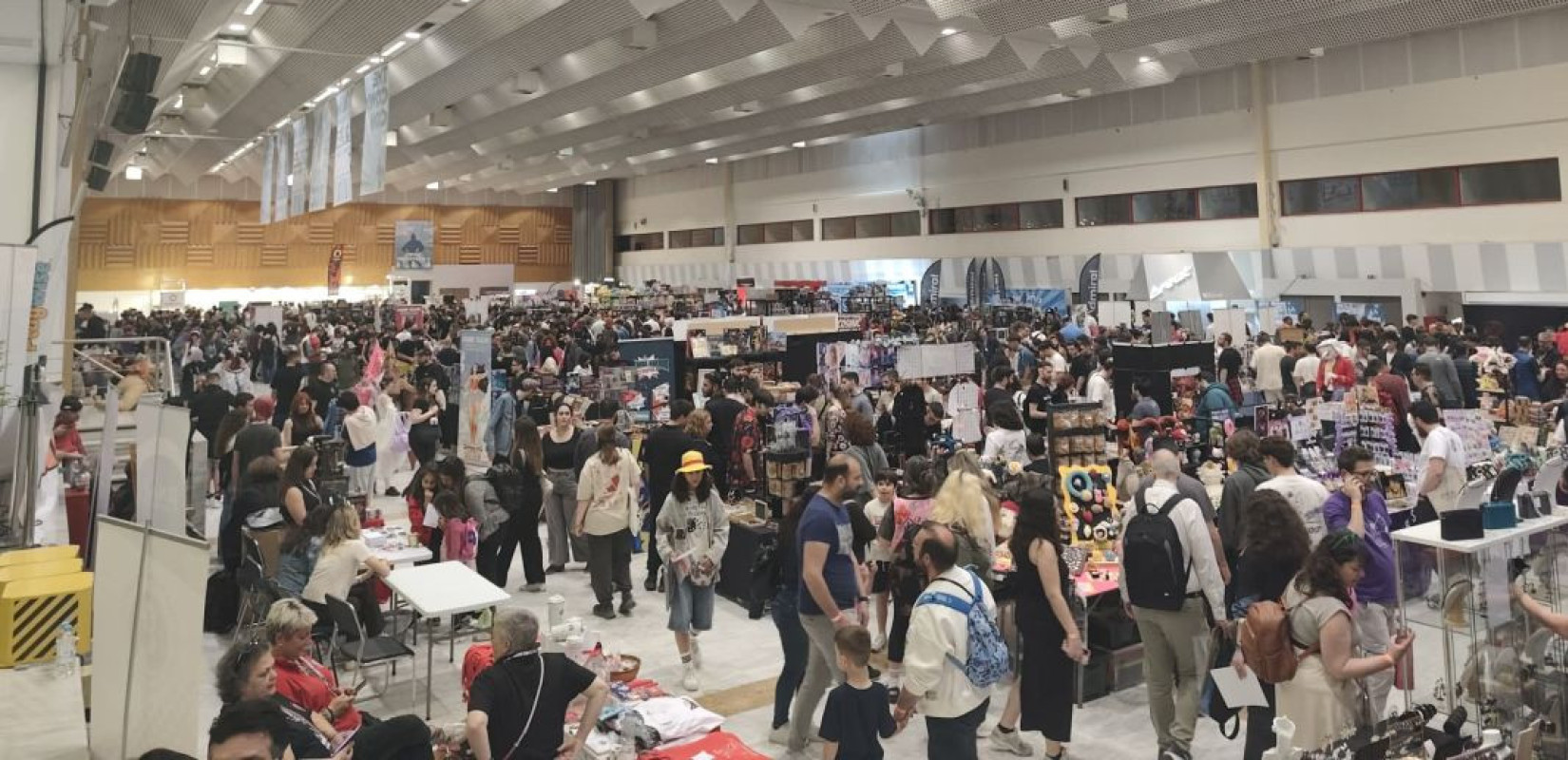 Σημερινή εικόνα με επισκέπτες στην Comic Con