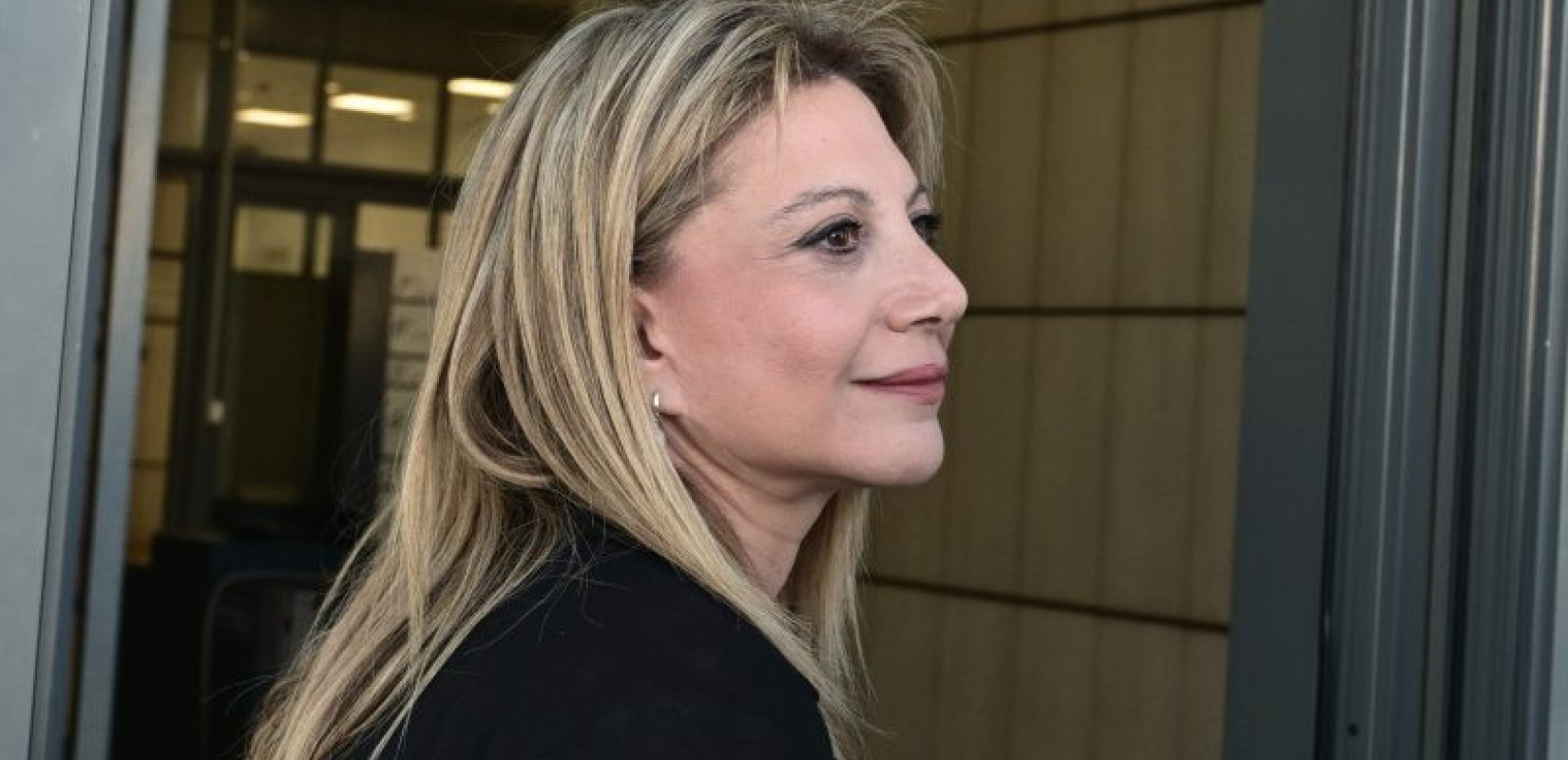 Στον Άρειο Πάγο η Μαρία Καρυστιανού: Ζητά αναβάθμιση κατηγοριών για τον Κώστα Καραμανλή στην υπόθεση Τεμπών