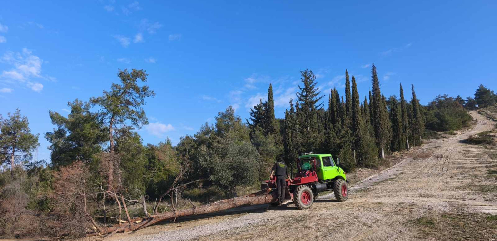 Θεσσαλονίκη: Ενίσχυση του δικτύου πυρόσβεσης στο Σέιχ Σου από το Δασαρχείο