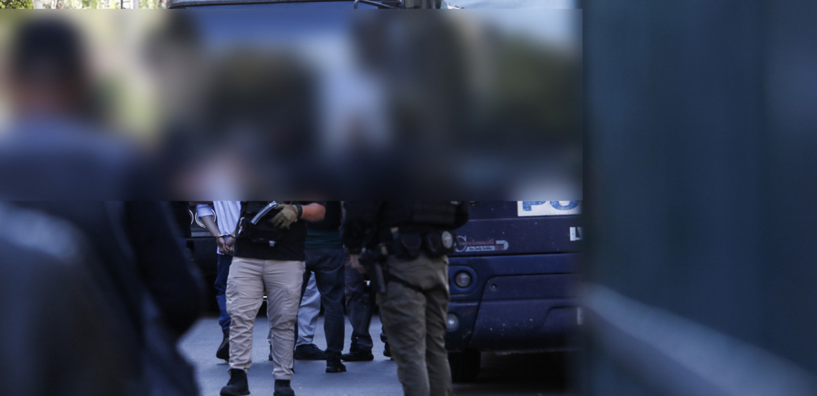 Ληστεία στην Τιθορέα: Προφυλακίστηκαν έξι από τους οκτώ κατηγορούμενους - Δήλωσαν αναρχικοί στις απολογίες τους