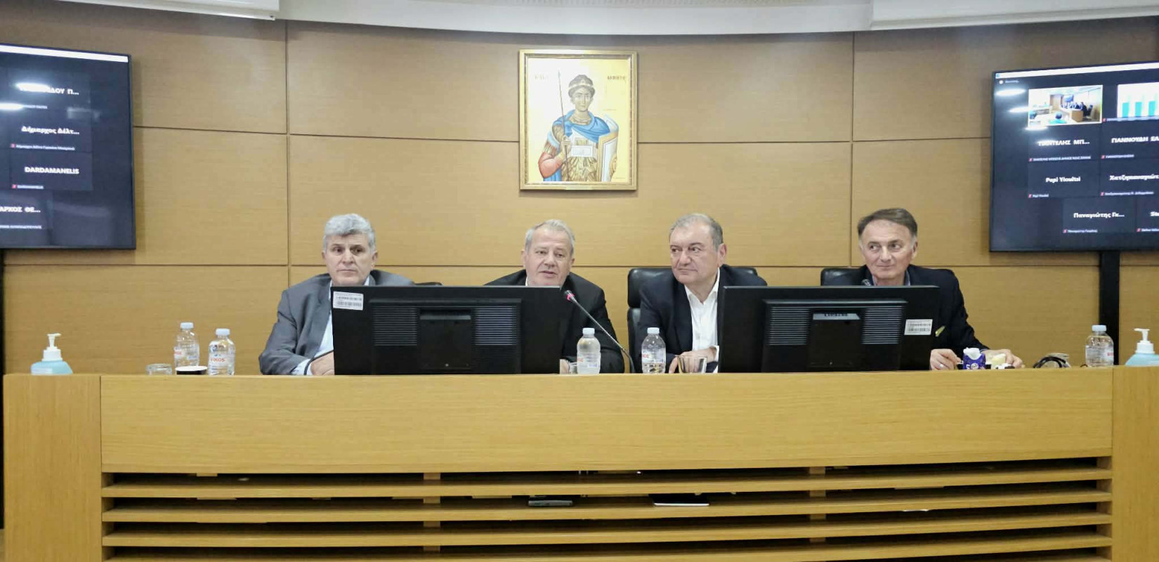 Οργή δημάρχων για διάταξη που τους «φορτώνει» νέα βάρη εκατομμυρίων για ζημιές σε μισθωμένα κτίρια