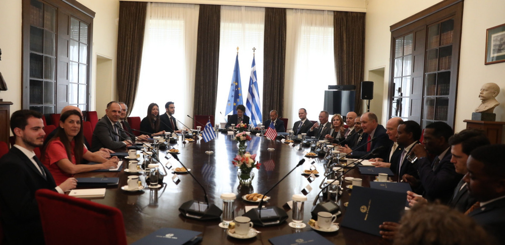 Συνάντηση του Γ. Γεραπετρίτη με αντιπροσωπεία του Κογκρέσου
