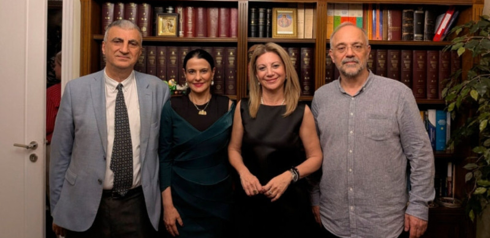 Αύριο η «πρεμιέρα» του κόμματος Καρυστιανού στη Θεσσαλονίκη - Το σύμβολο «περιστέρι», το όνομα και οι εκπλήξεις