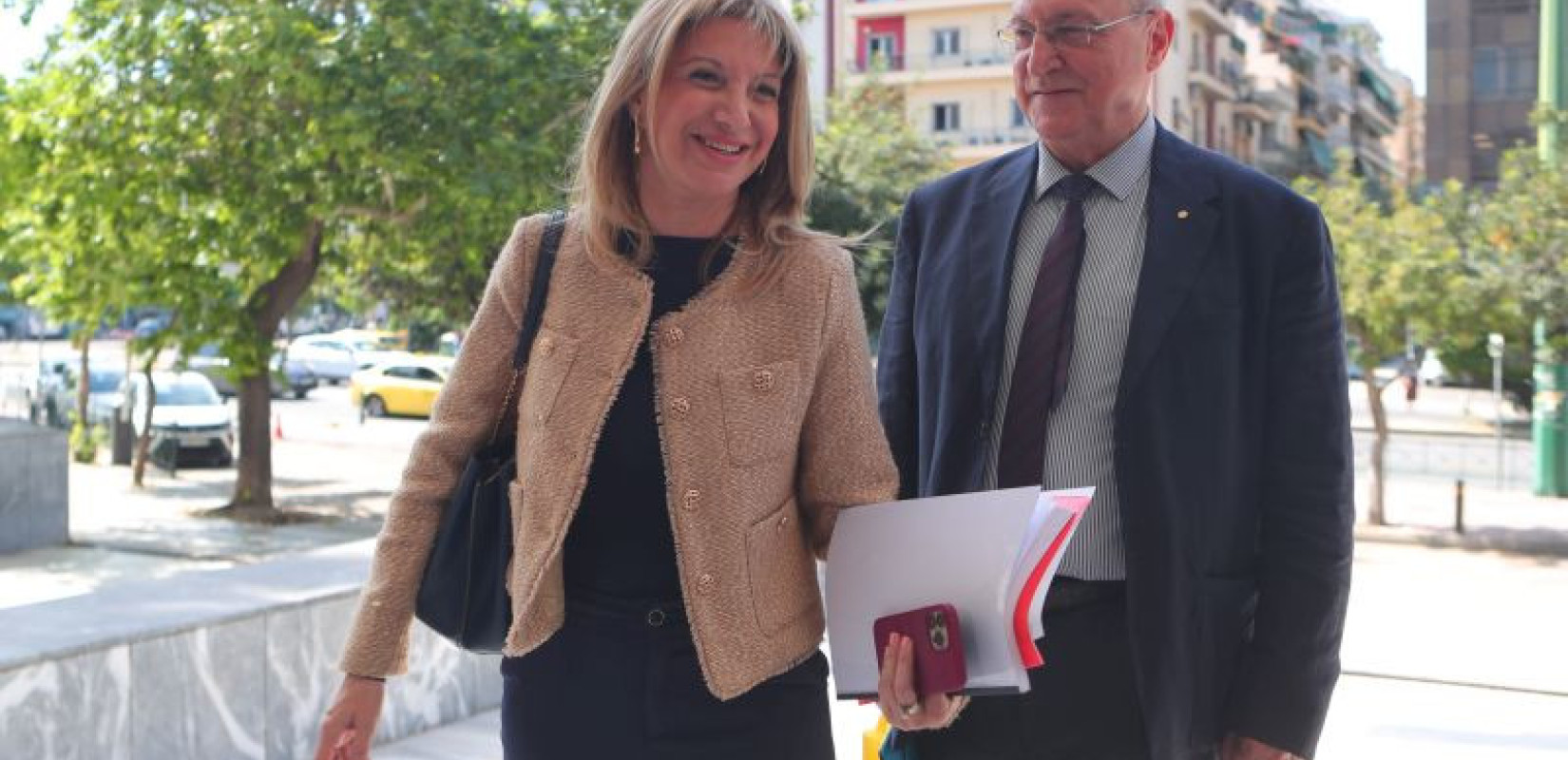 Στον Άρειο Πάγο η Μαρία Καρυστιανού για την κατάθεση της ιδρυτικής δήλωσης για την «Ελπίδα για τη Δημοκρατία» (βίντεο)
