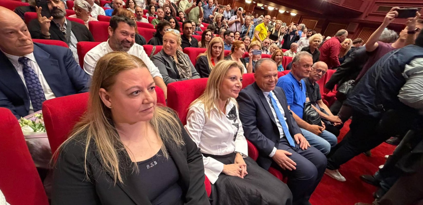 «Ελπίδα για τη Δημοκρατία» το όνομα του κόμματος Καρυστιανού
