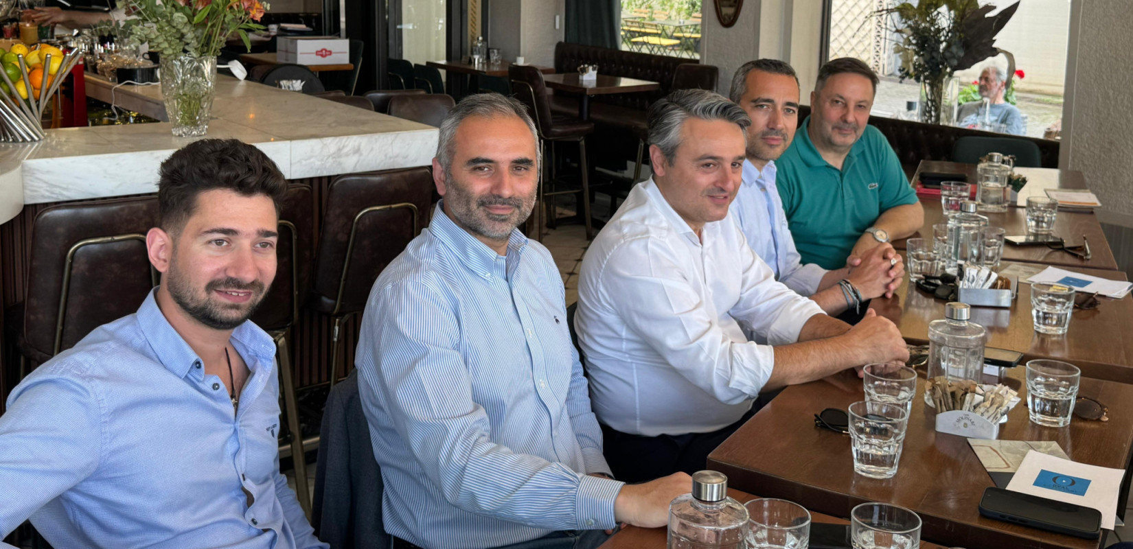 Δομή και όργανα αποκτά η Ελληνική Αριστερή Συμπαράταξη του Αλέξη Τσίπρα- Πάνω από 30.000 τα μέλη του νέου κόμματος
