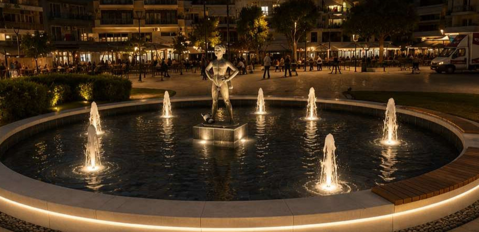 Θεσσαλονίκη: Με άλλη όψη το «Αγόρι που σφυρίζει» στη Ναυαρίνου - Η παρέμβαση του Δήμου
