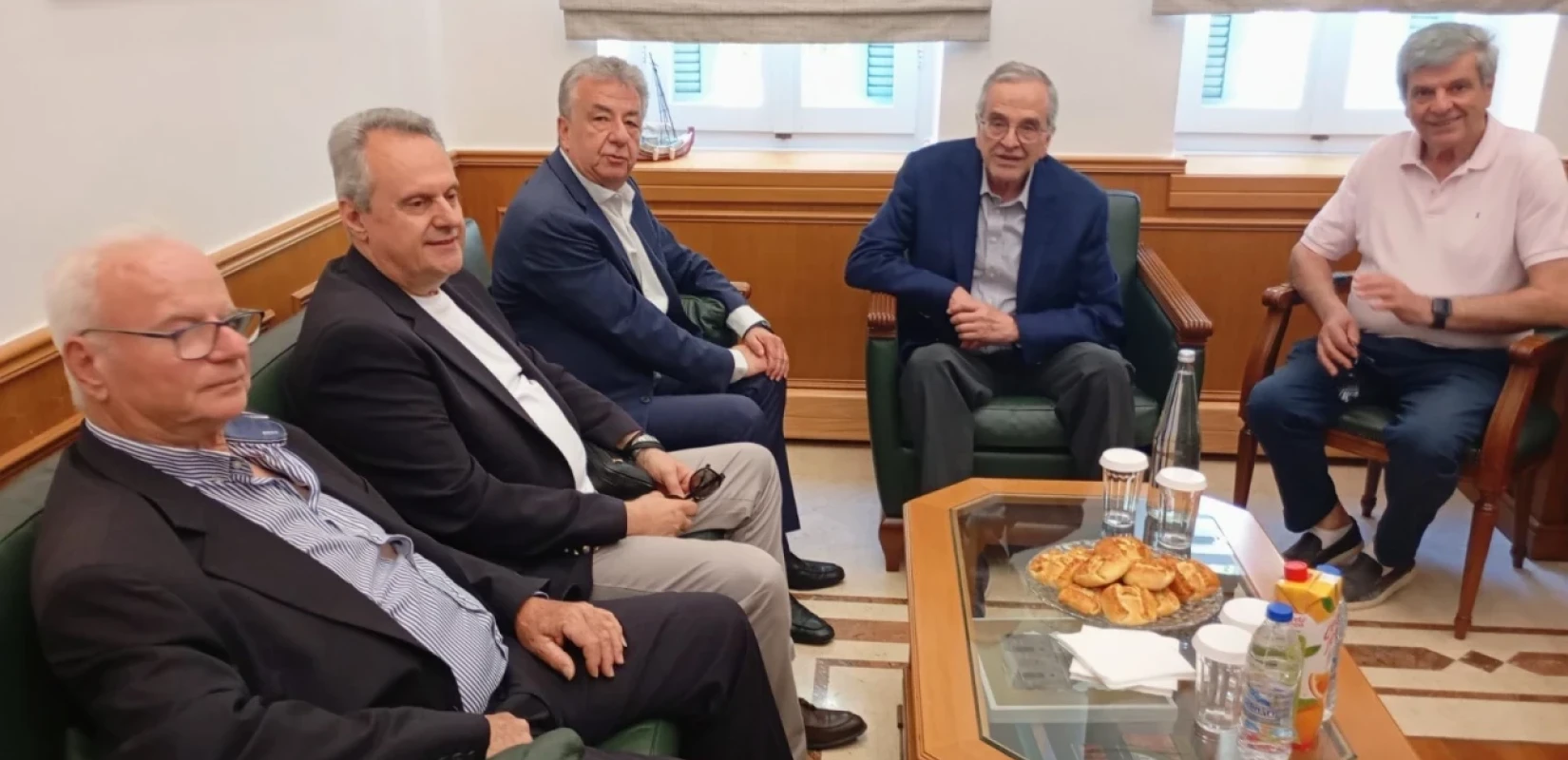 Στο Ηράκλειο ο Αντώνης Σαμαράς - Συνάντηση με Στ. Αρναουτάκη