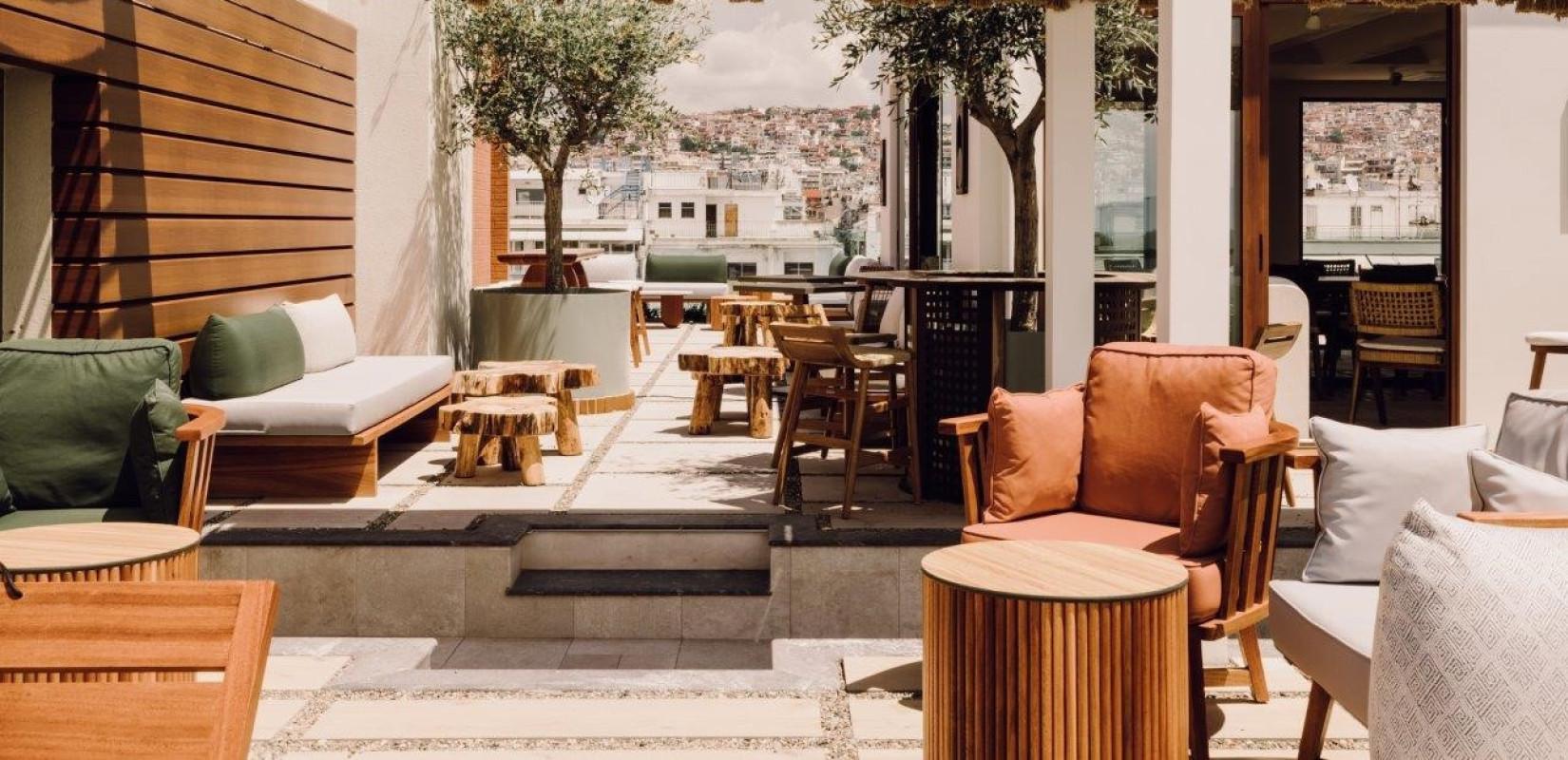 Ennea Rooftop Bar: Το απόλυτο rooftop experience στη Θεσσαλονίκη