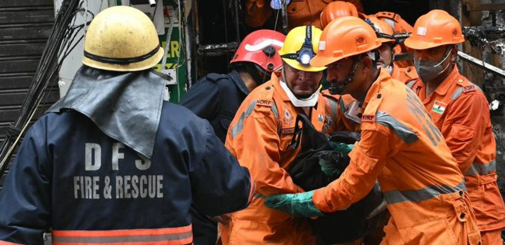 Τραγωδία στην Ινδία: Νεκροί 21 άνθρωποι από φωτιά σε ξενοδοχείο - Ένοικοι πηδούν στο κενό