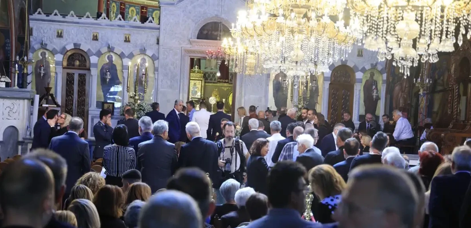 Κόρινθος: Σε κλίμα συγκίνησης η κηδεία του Νίκου Ταγαρά - Στον ναό ο Κ. Μητσοτάκης (βίντεο)