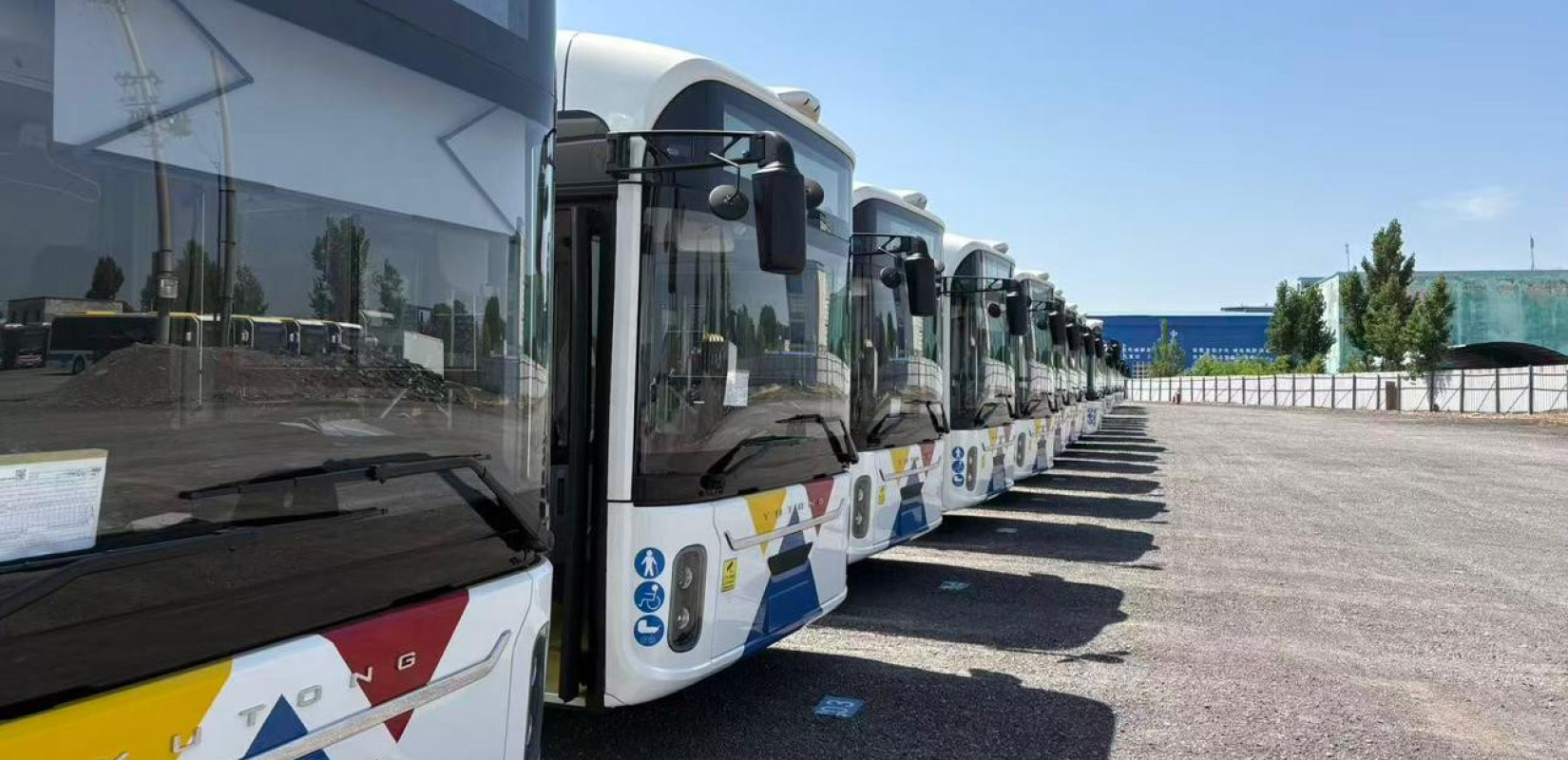 Θεσσαλονίκη: 50 νέα ηλεκτρικά αρθρωτά λεωφορεία για τον ΟΑΣΘ
