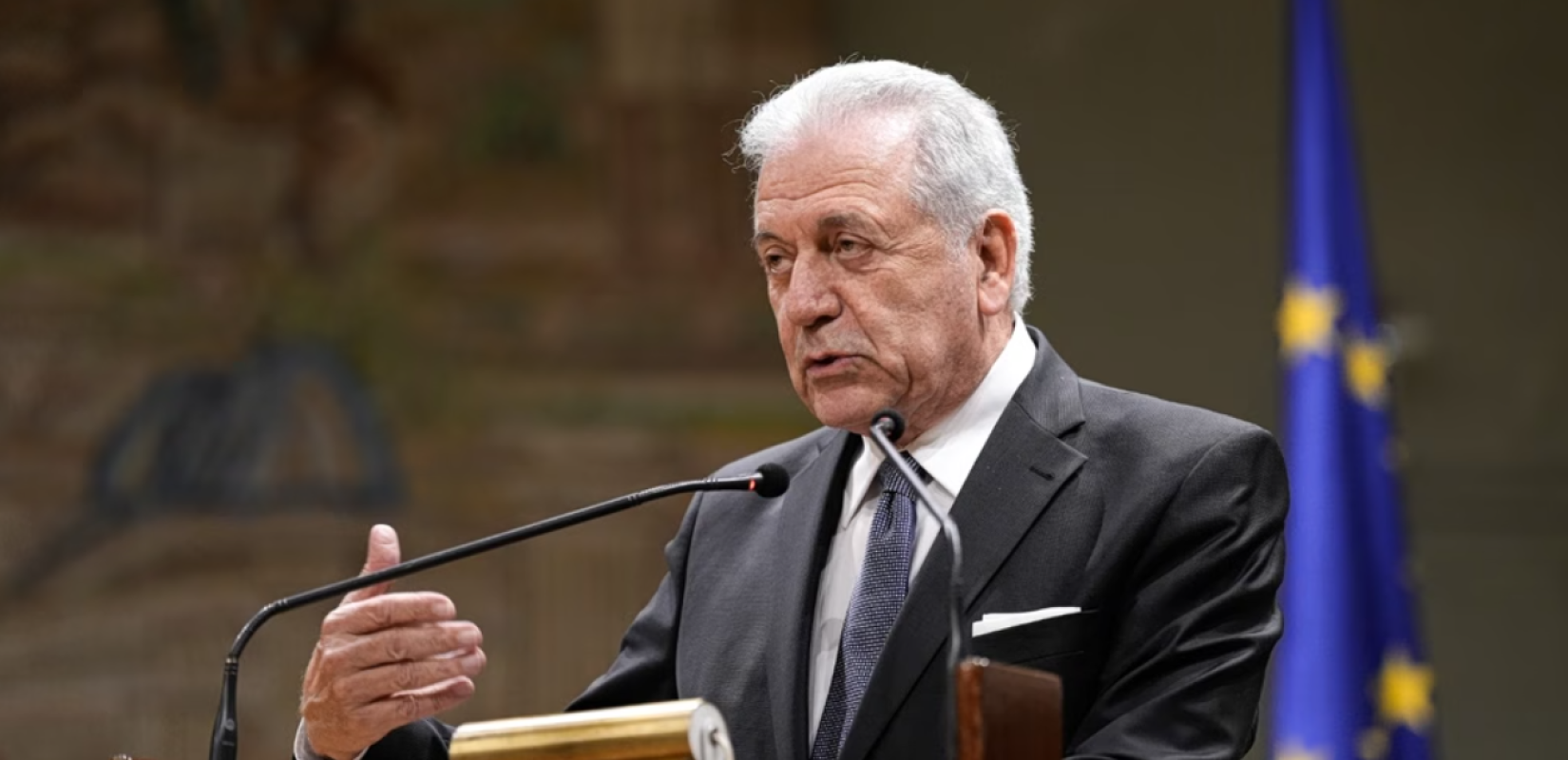 Δημήτρης Αβραμόπουλος: Εισάγεται στην Βουλή η άρση της ασυλίας του στο πλαίσιο έρευνας του Qatargate