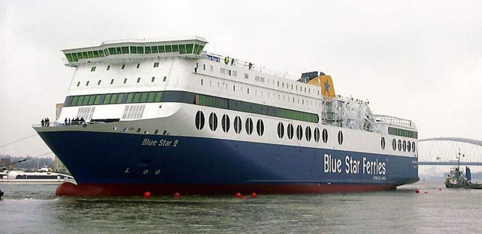 Συναγερμός στο Αιγαίο: Απειλή για βόμβα στο «Blue Star 2» - Κατέπλευσε εκτάκτως στο Λαύριο