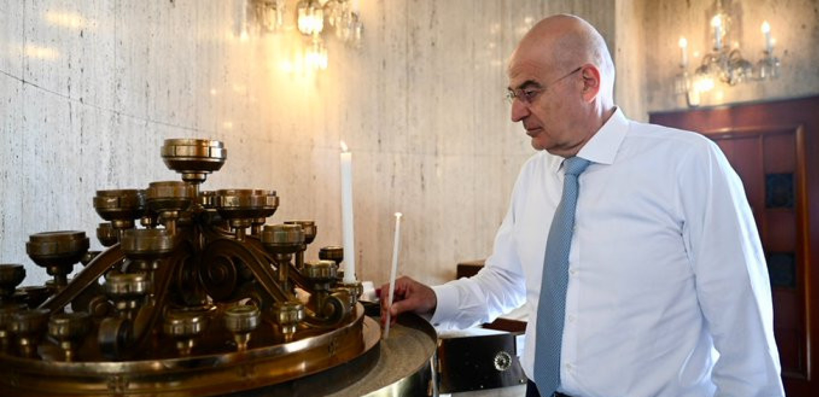 Ο Νίκος Δένδιας στον Ελληνορθόδοξο Καθεδρικό Ιερό Ναό της Αγίας Σοφίας - ΠΗΓΗ ΦΩΤΟ: «Χ»