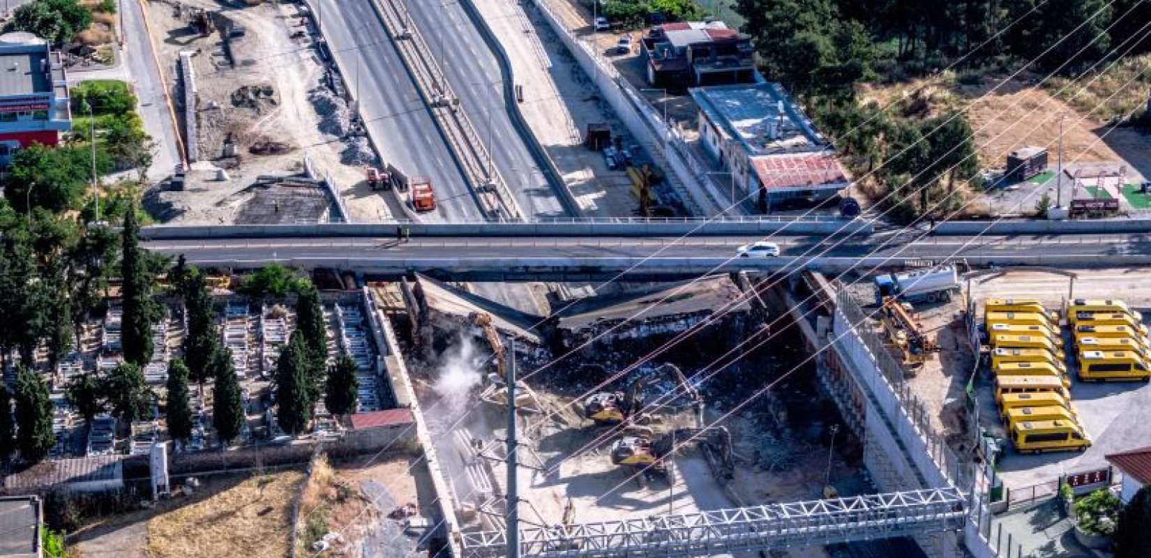 Θεσσαλονίκη - Flyover: Ολοκληρώθηκε η κατεδάφιση του δεύτερου τμήματος της γέφυρας Πανοράματος
