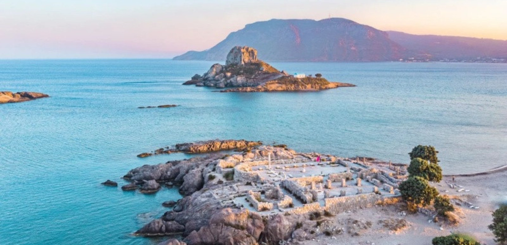 Το success story της Κω: Πώς το νησί του Ιπποκράτη έγινε αυτόνομο τουριστικό hub 365 ημερών