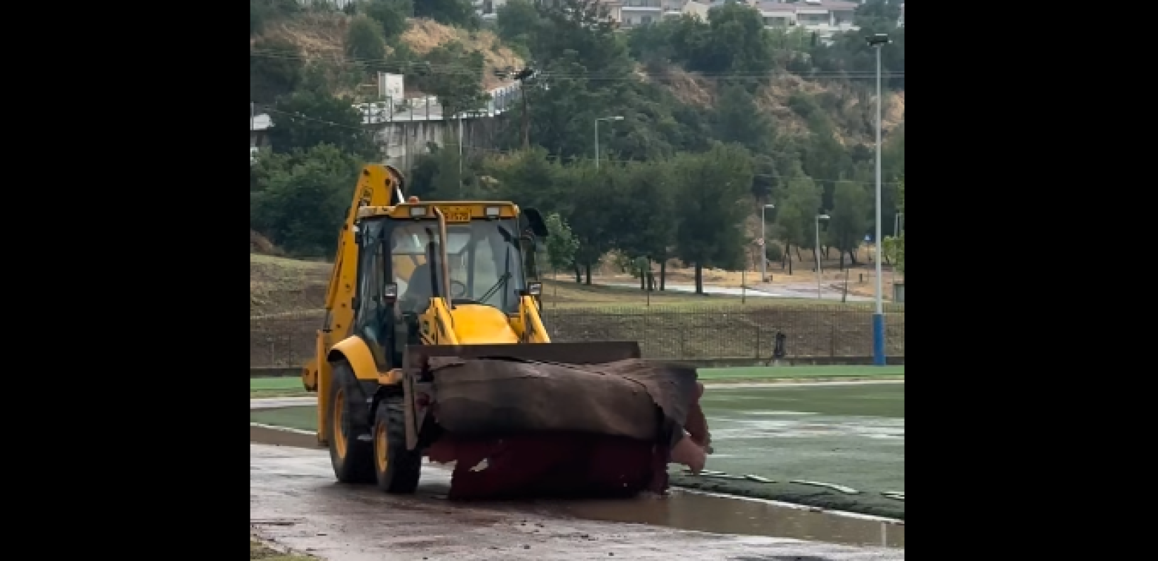 Δήμος Πυλαίας- Χορτιάτη: Ξεκίνησε η πλήρης αντικατάσταση του ταρτάν στο Ολυμπιακό Αθλητικό Κέντρο Πανοράματος