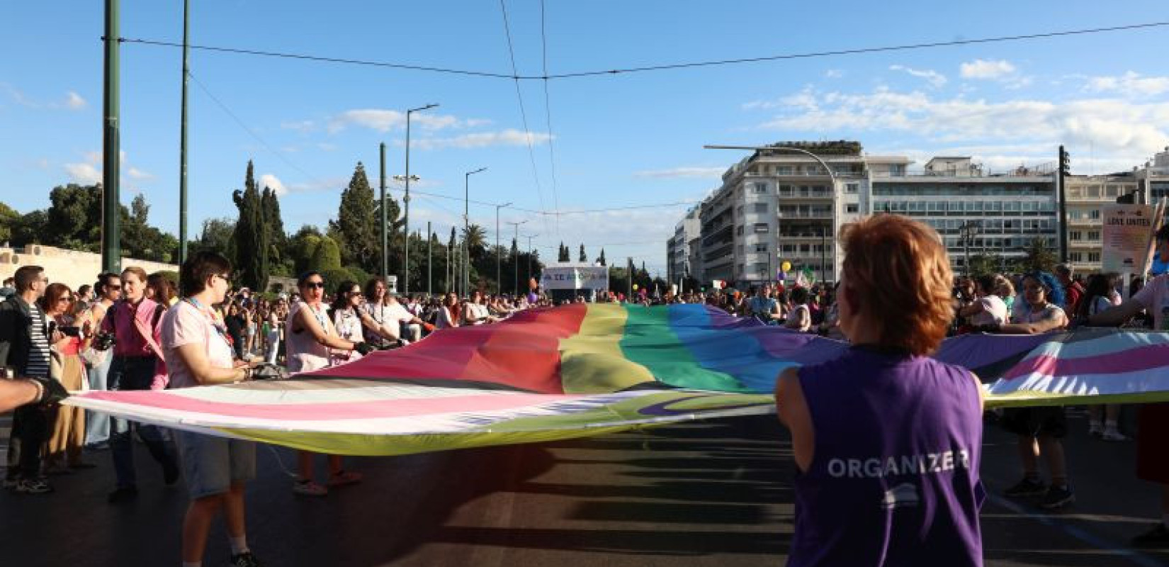 Athens Pride: Χιλιάδες στους δρόμους της Αθήνας με μηνύματα ισότητας και συμπερίληψης