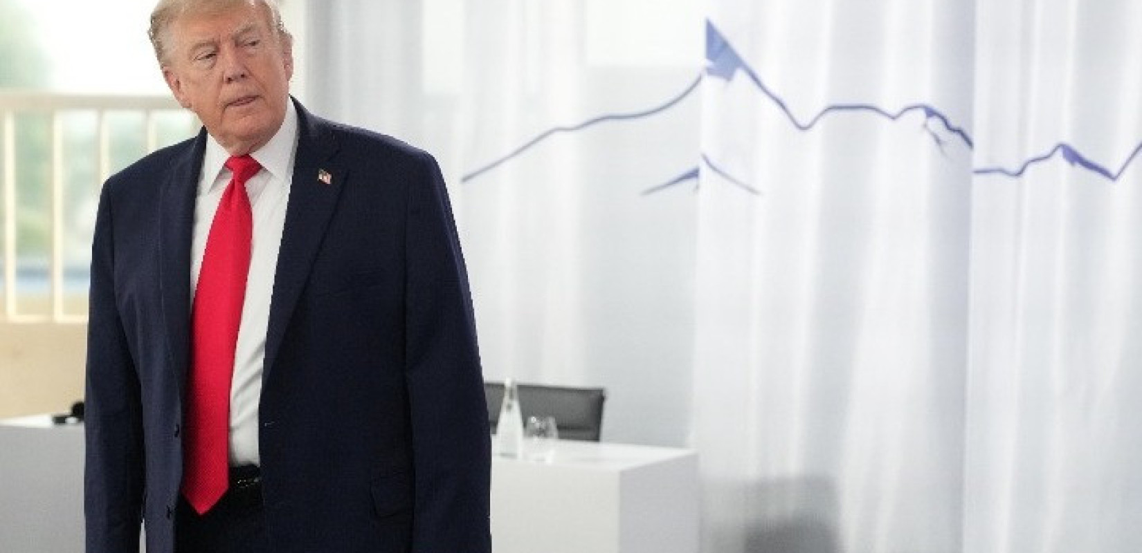 Γαλλία-G7: Ο Τραμπ λέει ότι η «Ρωσία θα πρέπει να καταλήξει σε συμφωνία» την Ουκρανία