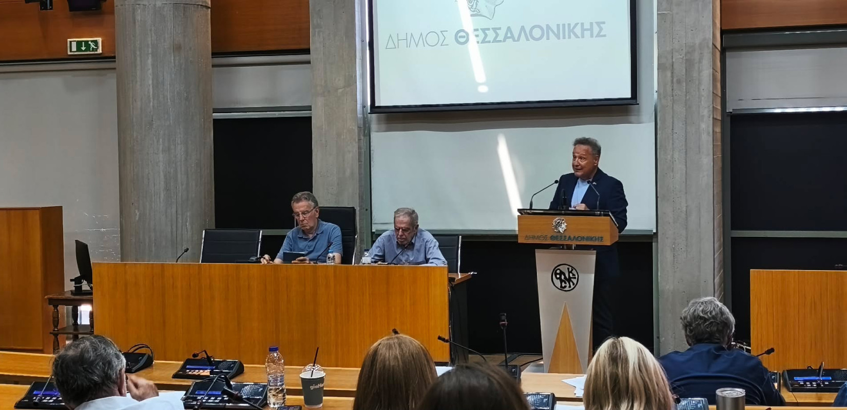 Δήμος Θεσσαλονίκης: Αποχώρησαν οι παρατάξεις της αντιπολίτευσης από τη συνεδρίαση για την κοινωνική πολιτική