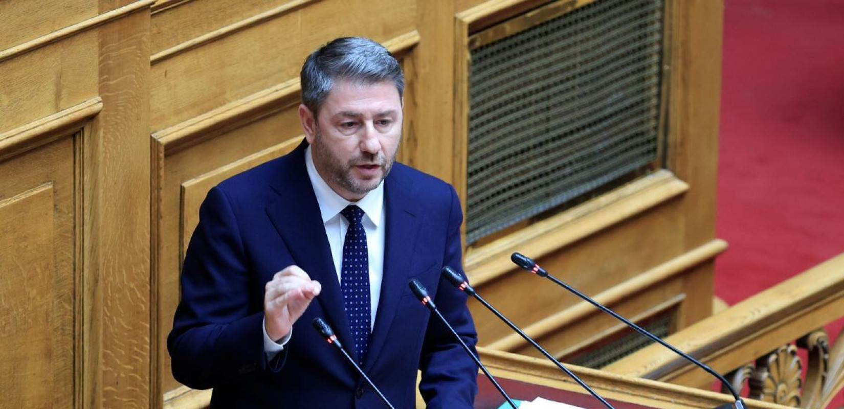 Διπλό "χτύπημα" του Νίκου Ανδρουλάκη σήμερα στη Βουλή