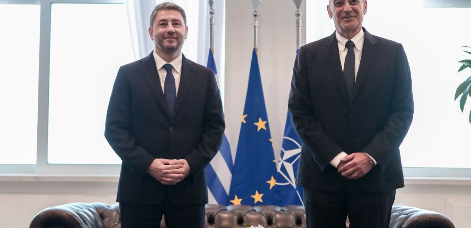 Η «Ατζέντα 2030» και τα εθνικά θέματα στη συνάντηση Δένδια - Ανδρουλάκη