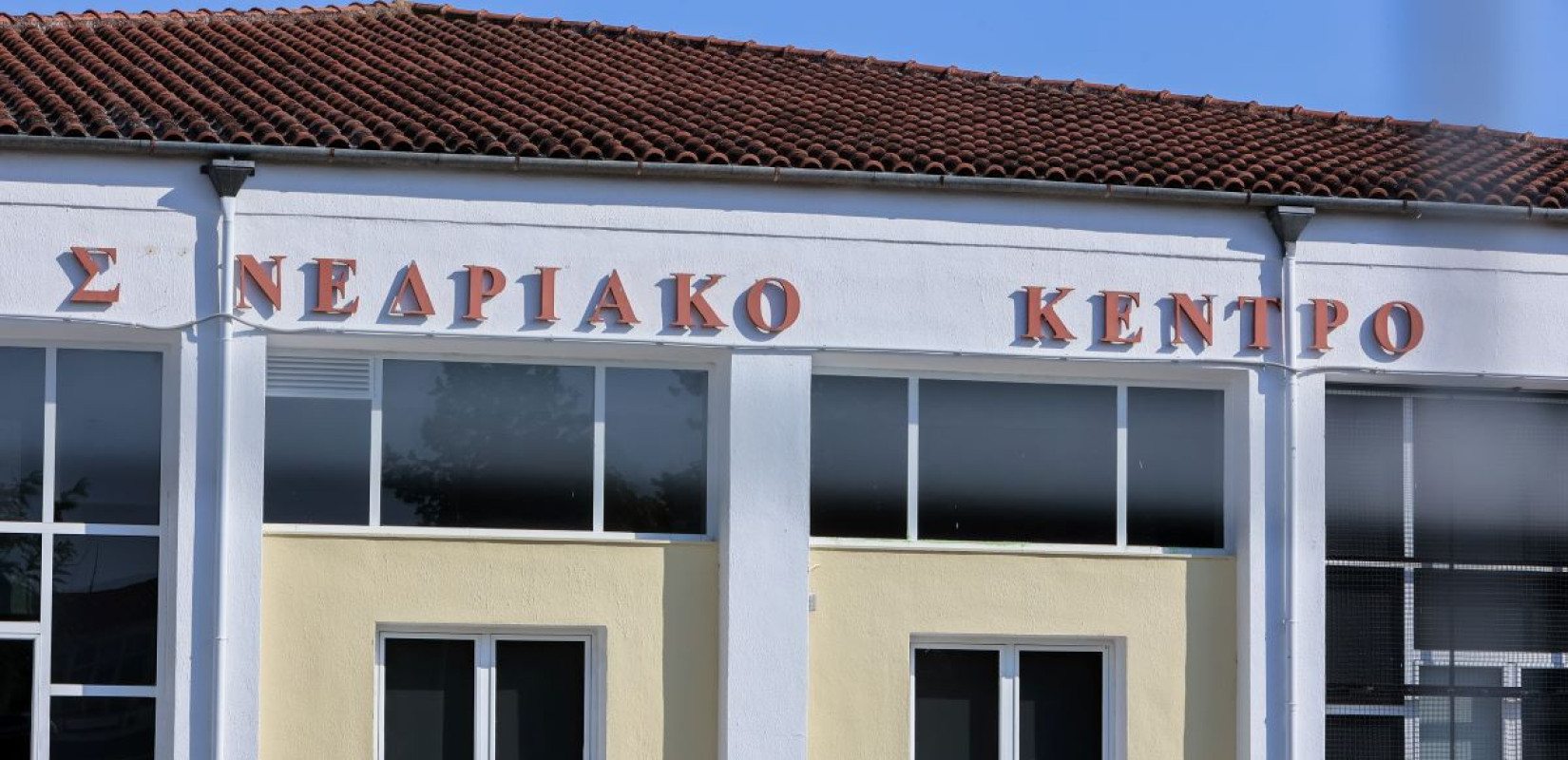 Δίκη για τα Τέμπη: Δεν αναβαθμίστηκαν οι κατηγορίες για ανθρωποκτονία στα στελέχη της Hellenic Train